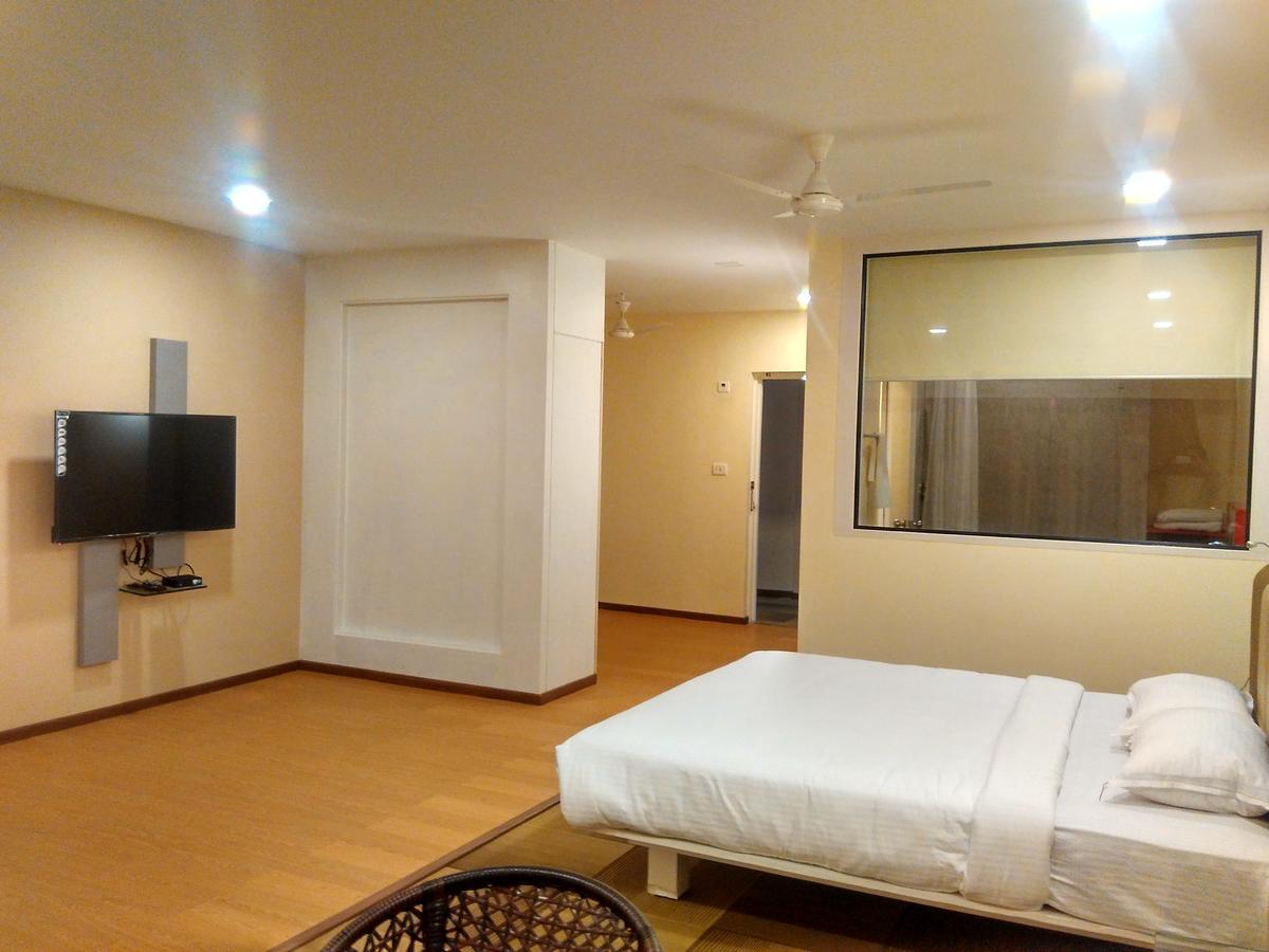 Villa Park Mysore Exteriör bild