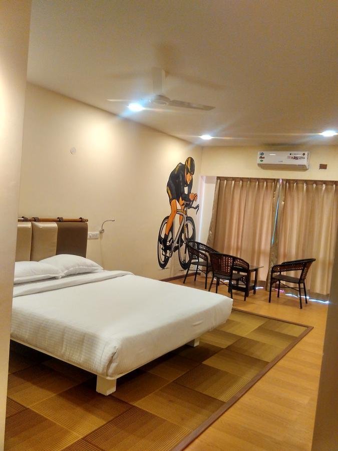 Villa Park Mysore Exteriör bild